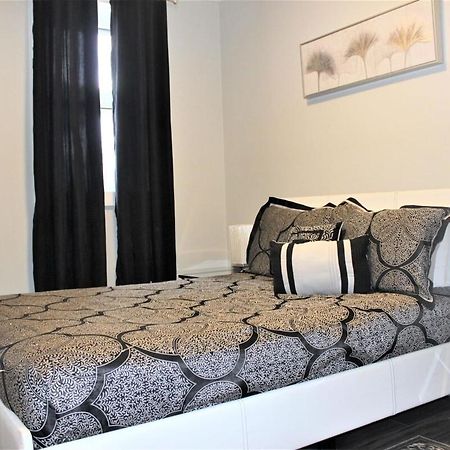 Luxury Boutique 2 Bedroom Condo - 1B 尼亚加拉瀑布城 外观 照片